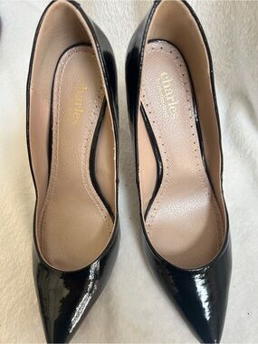 Charles David Black Patent Pointed Toe Pumps